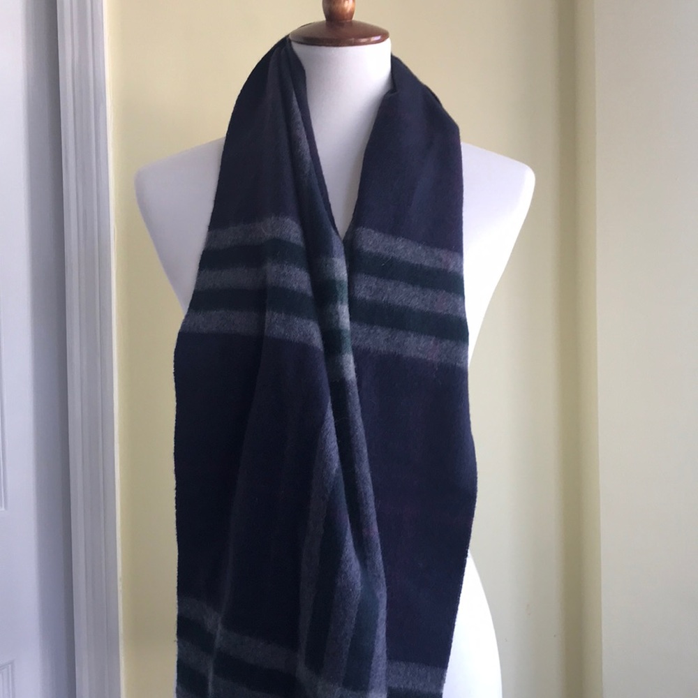 Burberry cashmere purple plaid scarf - Picture 4 of 6